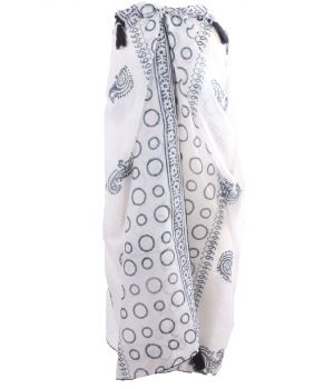 Witte sarong met diverse prints